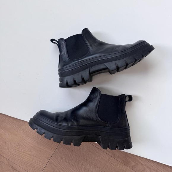 Koio Black Leather Boots 10 Platform Chunky Lung Ankle Grunge Minimalist - Picture 2 of 8